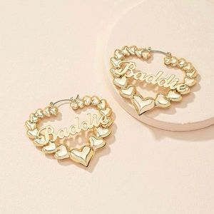 Heart earrings (brand new)